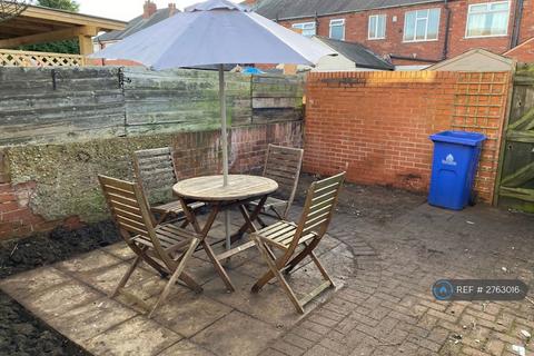 undefined, Washington Grove, Doncaster, DN5