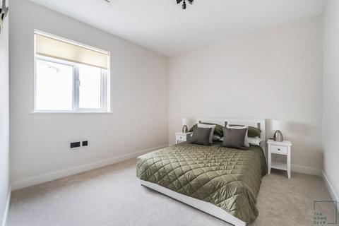 undefined, High Street, Aldershot GU12