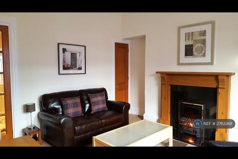 2 bedroom flat to rent, Wallfield Crescent, Aberdeen, AB25