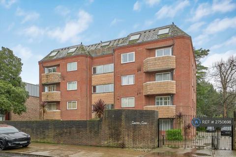 2 bedroom flat to rent, Conifer Court, London, SW19