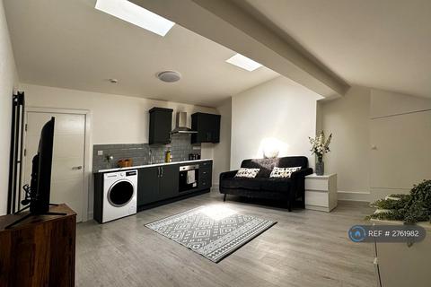 2 bedroom flat to rent, Fairfield, Liverpool, L6
