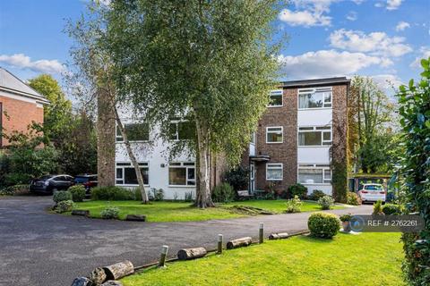1 bedroom flat to rent, Prentice Court, London, SW19