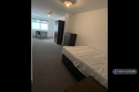 1 bedroom in a house share to rent, Chester Road, Northwich, CW8