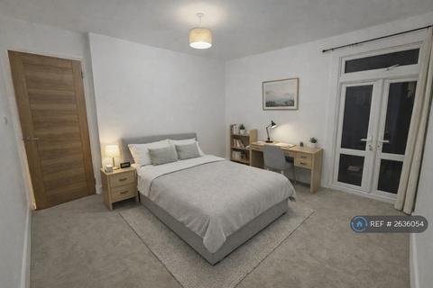 1 bedroom in a house share to rent, Ballater Road, London, SW2