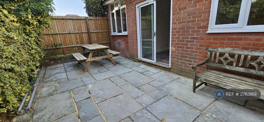 Room 1 Private Courtyard