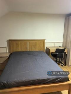 1 bedroom in a house share to rent, Llanover Road, Wembley, HA9