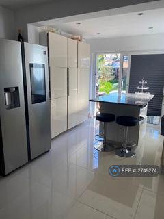 undefined, Kingsbridge Rd, Morden Surrey, SM4