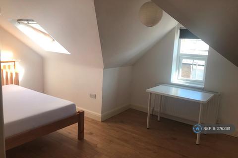 undefined, Southsea Road, Kingston Upon Thames, KT1