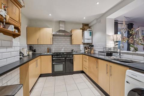 3 bedroom terraced house for sale, Gosforth Lane, South Oxhey, Watford, WD19