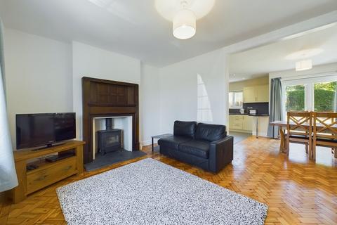 undefined, Gernant , Rhiwbina, Cardiff. CF14 6NA