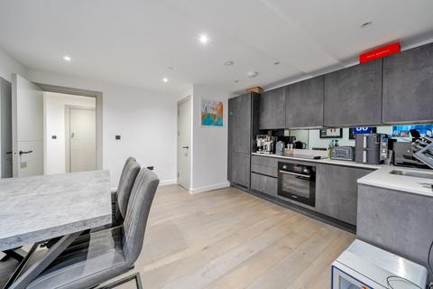 undefined, Rosemount Avenue, Surrey KT14