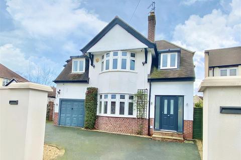 4 bedroom detached house for sale, 64 Kenwood Drive, Shrewsbury, SY3 8SY