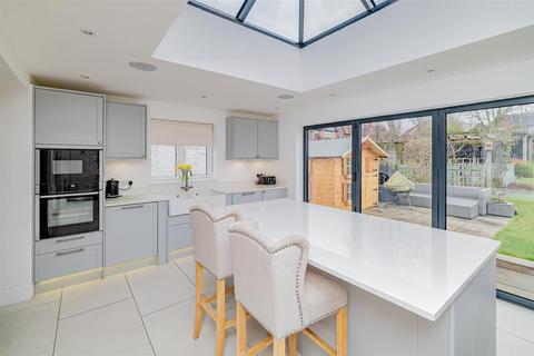 4 bedroom detached house for sale, 64 Kenwood Drive, Shrewsbury, SY3 8SY