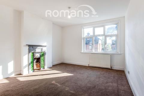 3 bedroom flat to rent, Aldershot Road, Church Crookham, Fleet, GU52