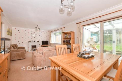 4 bedroom detached house for sale, Barnside Avenue, Burgess Hill RH15