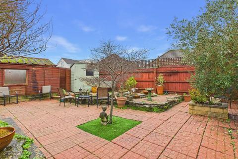 3 bedroom bungalow for sale, Plantation Road, Poole, Dorset, BH17