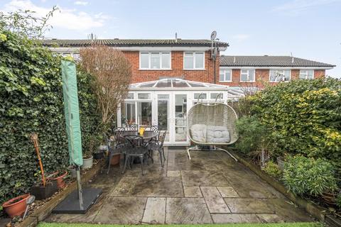undefined, Martindale Close, Guildford