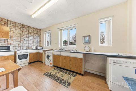 undefined, North Crescent, Pontefract WF9