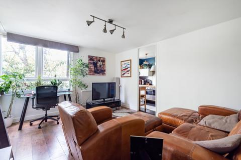 1 bedroom apartment for sale, Manaton Close, Peckham, London