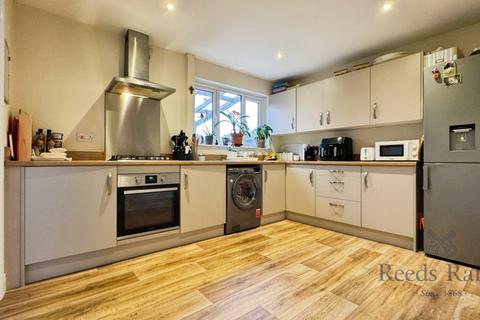 3 bedroom semi-detached house for sale, Hennel Lane, Preston PR5