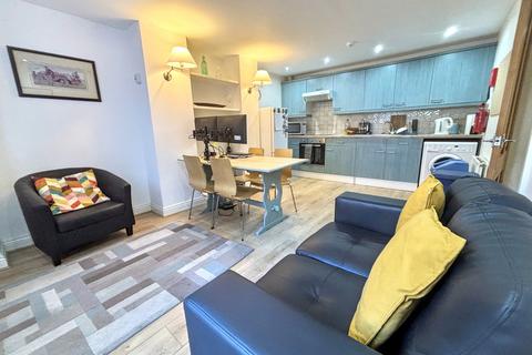 undefined, 211 Royal Park Terrace, Hyde Park , Leeds