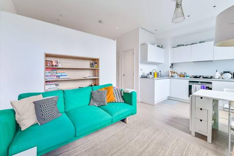 1 bedroom flat for sale, Highgate Hill, Highgate, London, N19