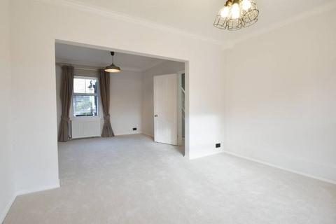 2 bedroom end of terrace house to rent, Dacre Road, Eastbourne BN21