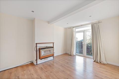 3 bedroom house to rent, 146 Garrendon Road, Lodon, Surrey, SM4 6NE