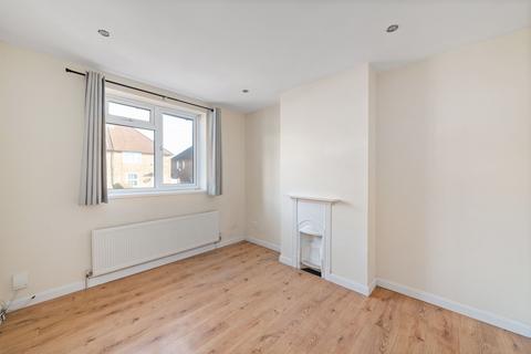 3 bedroom house to rent, 146 Garrendon Road, Lodon, Surrey, SM4 6NE