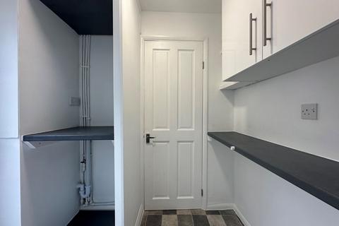 3 bedroom terraced house to rent, Ufton Lane, Sittingbourne ME10