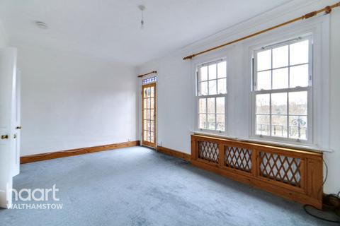 3 bedroom maisonette for sale, Winns Terrace, Walthamstow