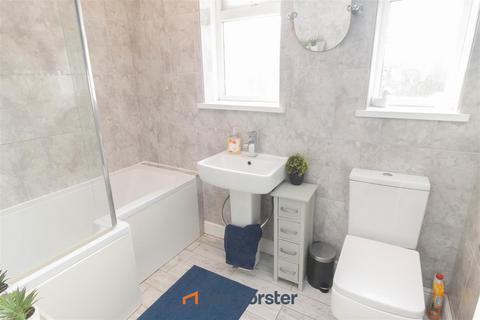 3 bedroom townhouse for sale, Netherton Avenue, North Shields