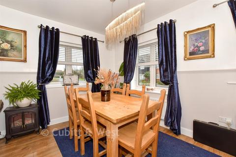 undefined, Centenary Road, Horsham RH13