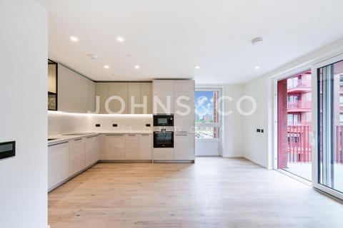 2 bedroom apartment to rent, Bowline House, Heron Wharf, London, E14