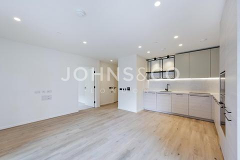 2 bedroom apartment to rent, Bowline House, Heron Wharf, London, E14