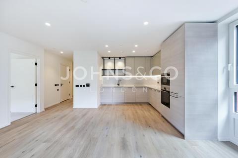 2 bedroom apartment to rent, Bowline House, Heron Wharf, London, E14