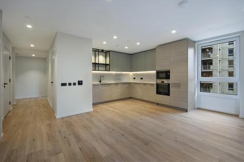 2 bedroom apartment to rent, Bowline House, Heron Wharf, London, E14