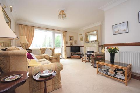 3 bedroom apartment for sale, 12 Albany Court, Beach Road, Penarth, CF64 1JU