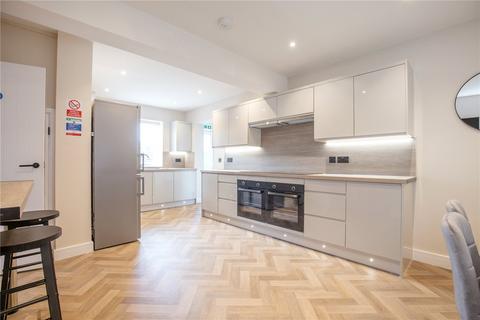 6 bedroom detached house to rent, Newmarket Road, Cringleford, Norwich, Norfolk, NR4