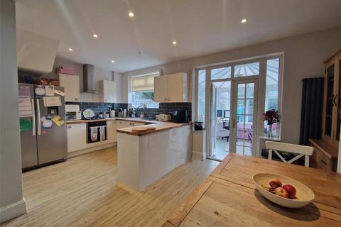 3 bedroom semi-detached house for sale, Earls Drive, Tyne and Wear NE15