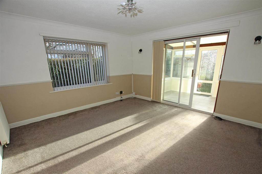 Living room c.jpg