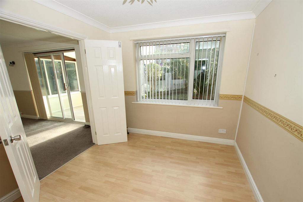 Dining room.jpg