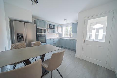 2 bedroom terraced house for sale, Warwick Road, Chadwick End, B93