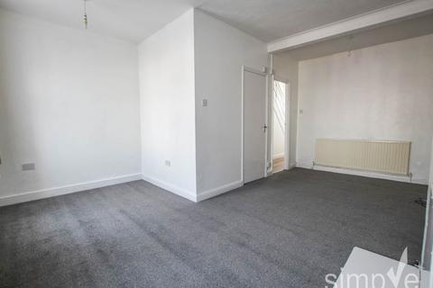 2 bedroom flat to rent, Coldharbour Lane, Hayes, Middlesex