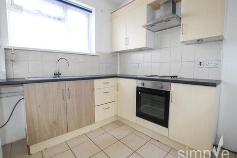 2 bedroom flat to rent, Coldharbour Lane, Hayes, Middlesex