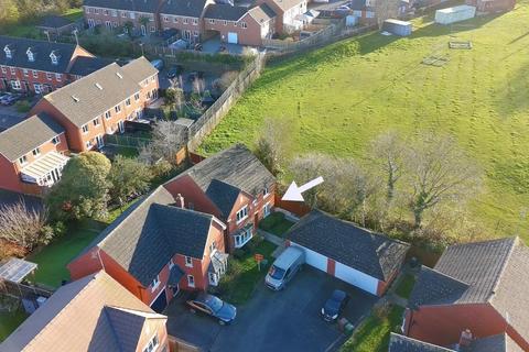 4 bedroom detached house for sale, Blueberry Way, Swadlincote DE11