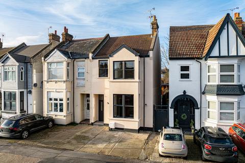 undefined, Elm Road, Leigh-on-sea, SS9