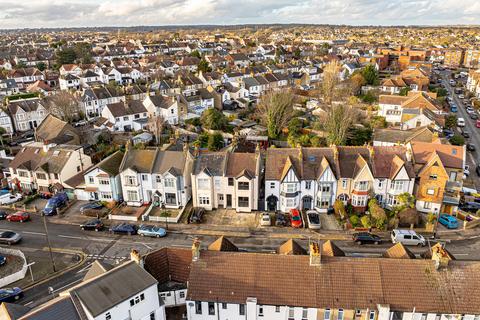 4 bedroom semi-detached house for sale, Elm Road, Leigh-on-sea, SS9