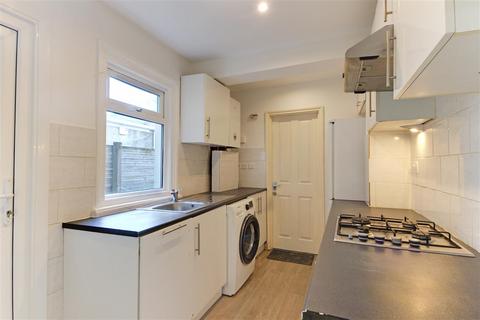 3 bedroom terraced house for sale, Northcote Road, Croydon
