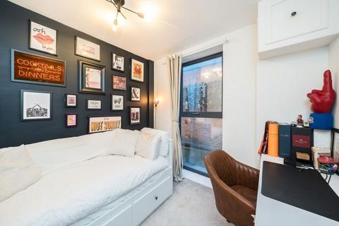 2 bedroom maisonette for sale, Worple Road, London SW19